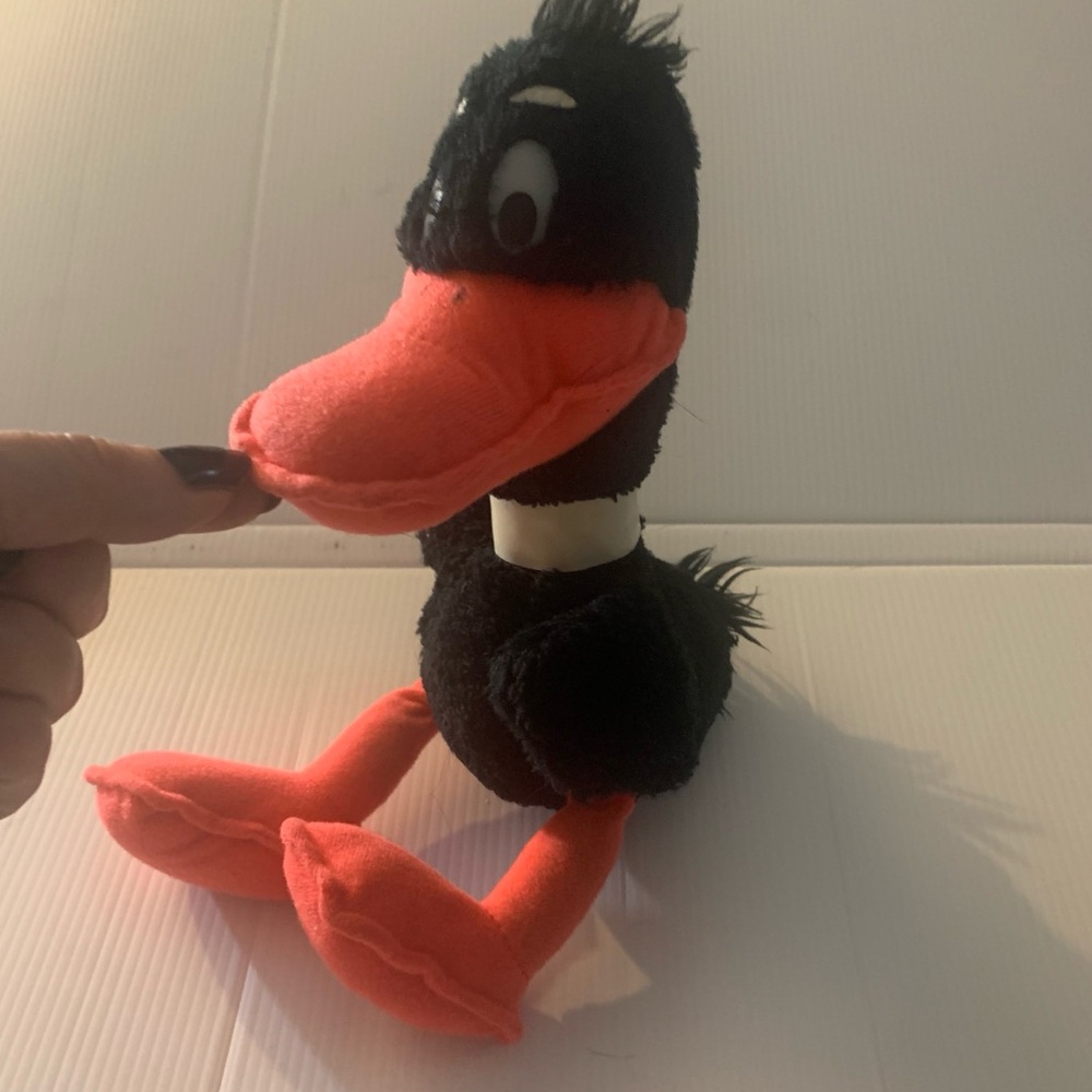 Daffy Duck Disney vintage 12" stuffy collector black orange an original buddy